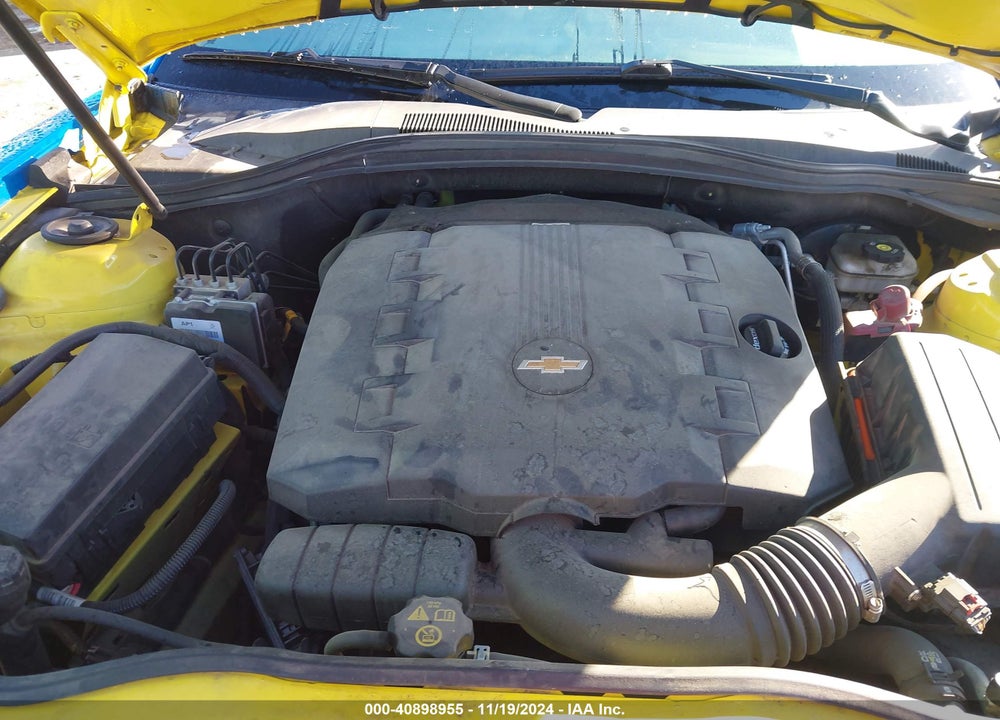 2015 CHEVROLET CAMARO 2LS VIN: 2G1FB1E39F9128077