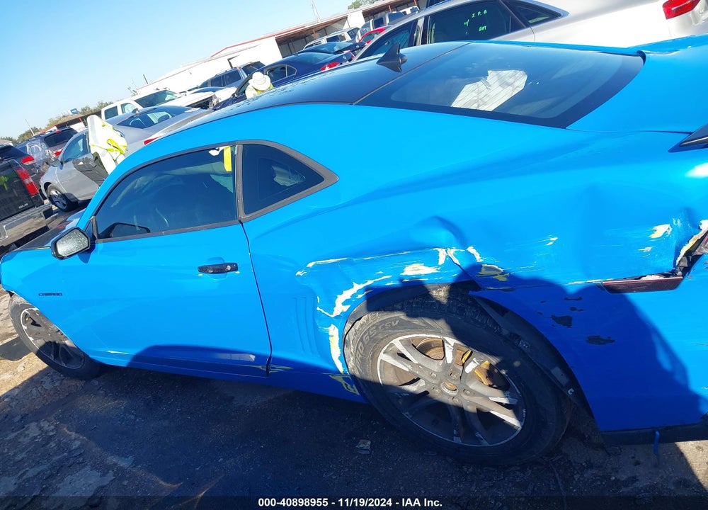 2015 CHEVROLET CAMARO 2LS VIN: 2G1FB1E39F9128077