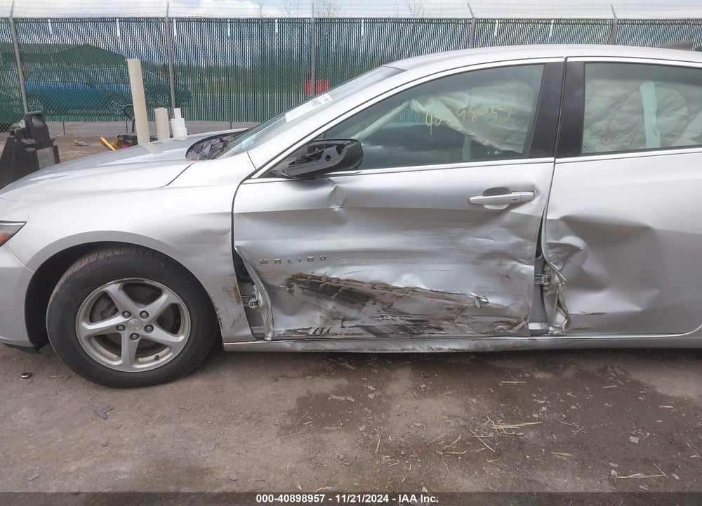 2018 CHEVROLET MALIBU 1LS VIN: 1G1ZB5ST7JF156940
