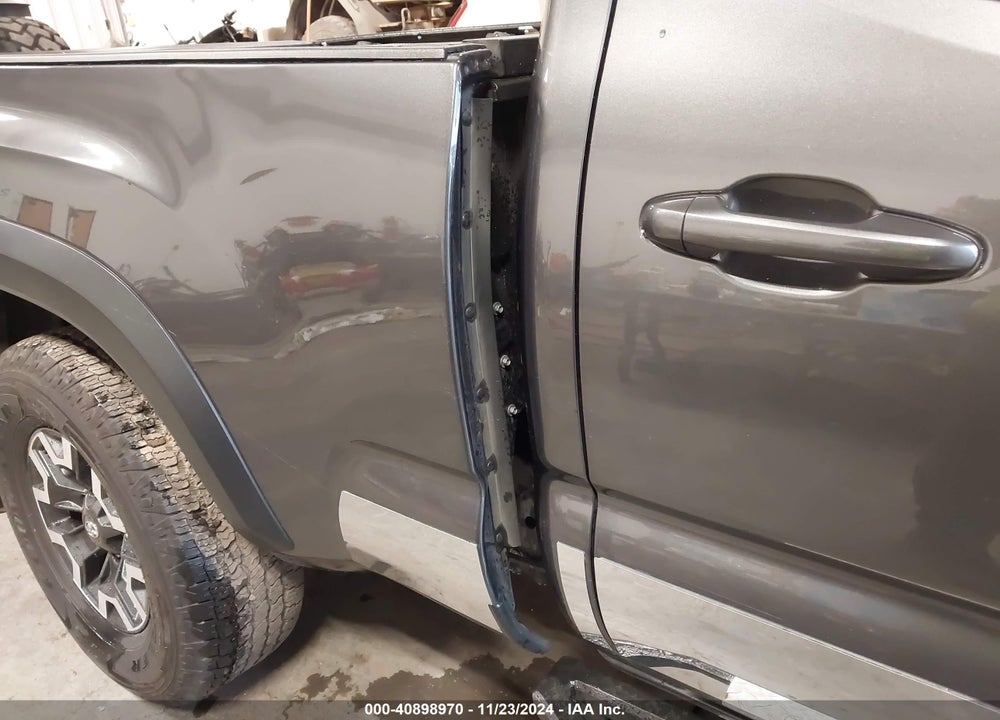 2019 TOYOTA TACOMA 4WD TRD OFF ROAD VIN: 3TMDZ5BN7KM065649