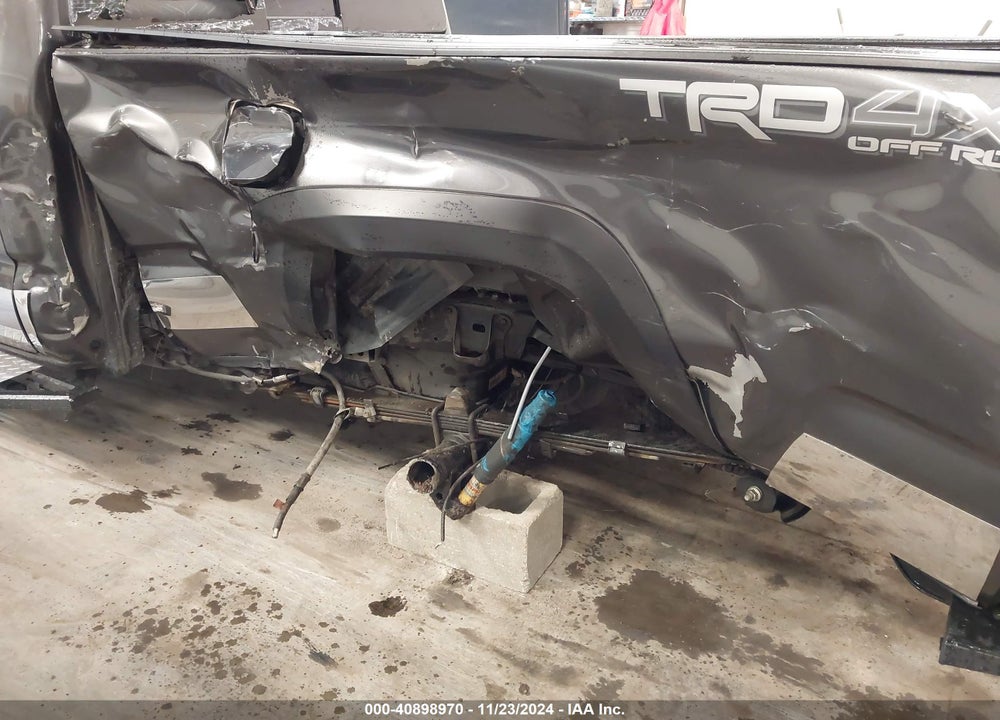 2019 TOYOTA TACOMA 4WD TRD OFF ROAD VIN: 3TMDZ5BN7KM065649