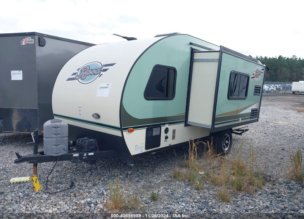 2017 FOREST RIVER OTHER VIN: 4X4TRPT17HL015423