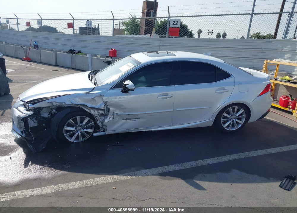 2016 LEXUS IS 200T VIN: JTHBA1D25G5031070