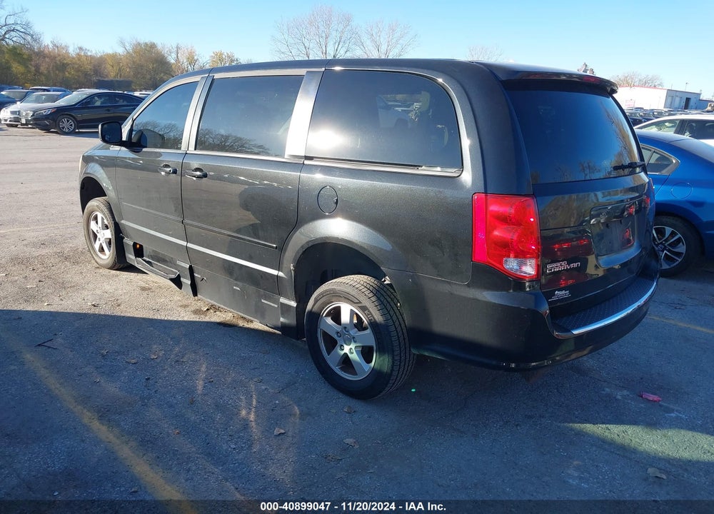 2011 DODGE GRAND CARAVAN MAINSTREET VIN: 2D4RN3DG2BR742073
