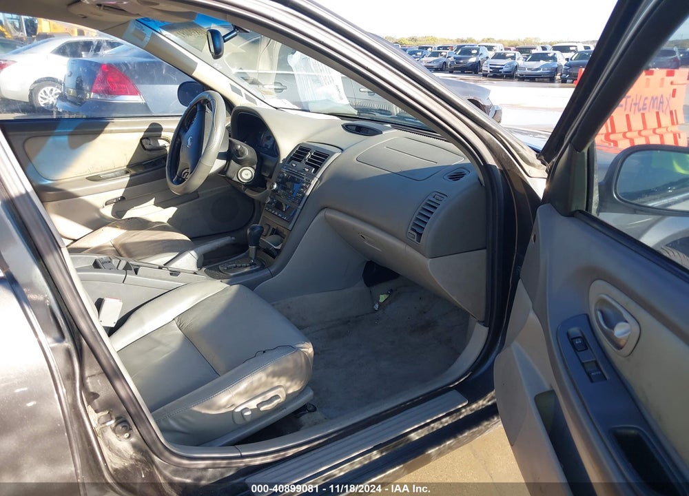2002 NISSAN MAXIMA SE VIN: JN1DA31D92T452857