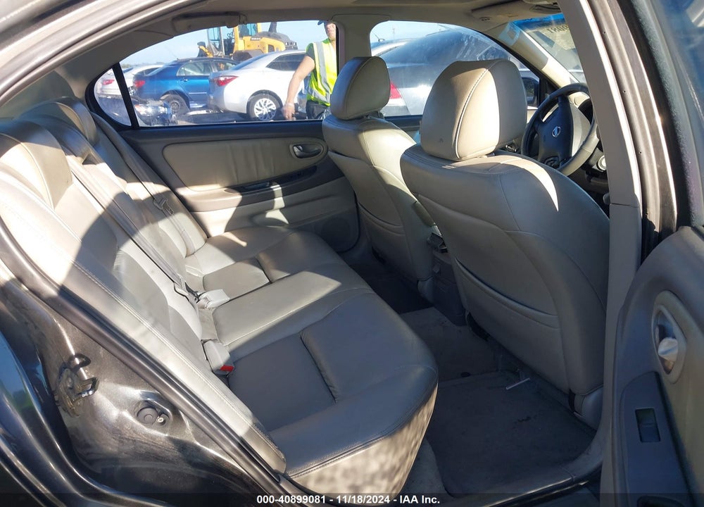 2002 NISSAN MAXIMA SE VIN: JN1DA31D92T452857