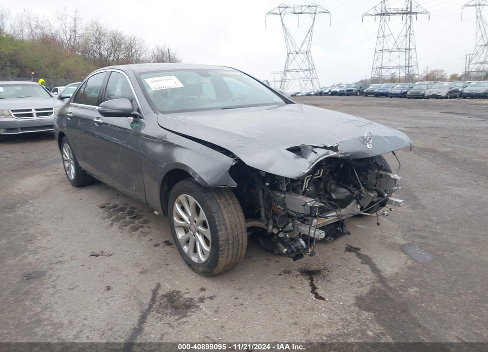2017 MERCEDES-BENZ E 300 4MATIC VIN: WDDZF4KB5HA126555