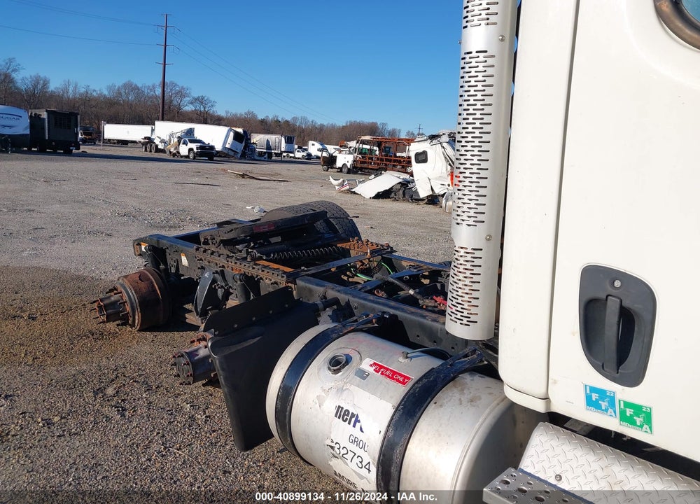 2013 FREIGHTLINER CASCADIA 125 VIN: 3AKJGEDV7DSFH4629