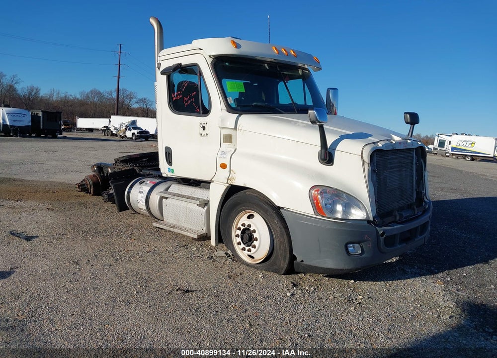 2013 FREIGHTLINER CASCADIA 125 VIN: 3AKJGEDV7DSFH4629