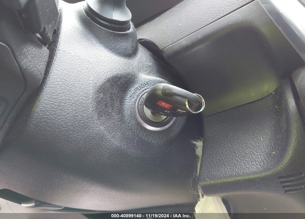 2017 TOYOTA CAMRY SE VIN: 4T1BF1FK7HU741784