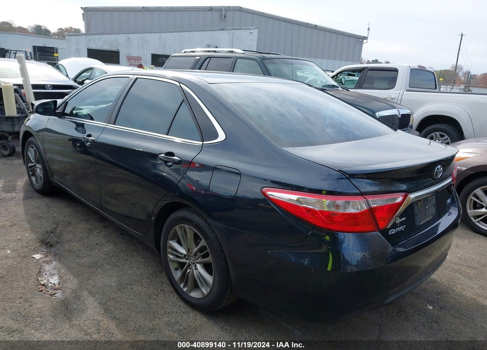 2017 TOYOTA CAMRY SE VIN: 4T1BF1FK7HU741784