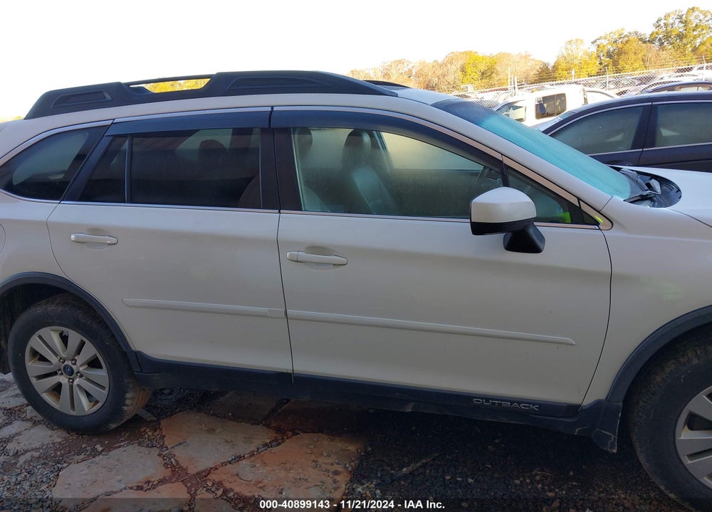 2015 SUBARU OUTBACK 2.5I PREMIUM VIN: 4S4BSBDC2F3282518