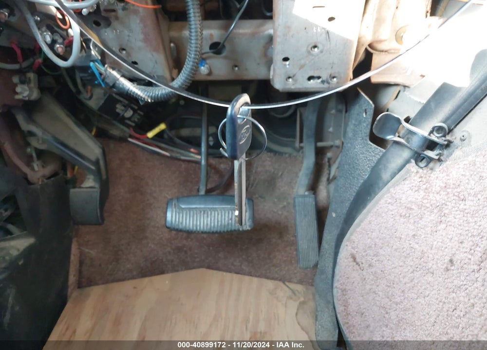 2003 FORD E-250 RECREATIONAL VIN: 1FDNE24L93HB35048