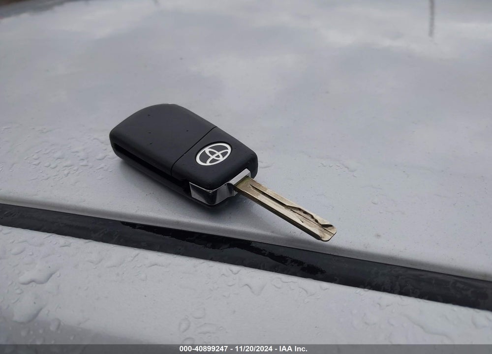 2023 TOYOTA COROLLA LE VIN: 5YFB4MDE5PP004152