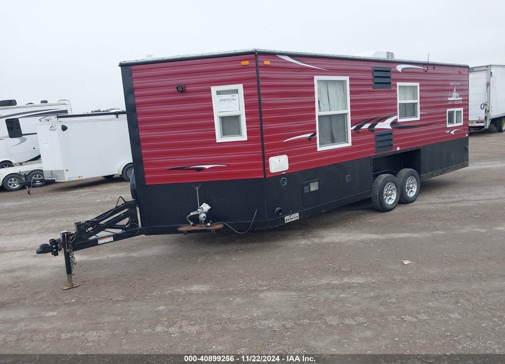 2017 ICE CASTLE FISH HOUSE VIN: 5TJBE2525HM018391