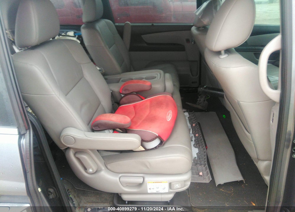 2016 HONDA ODYSSEY EX-L VIN: 5FNRL5H65GB064955