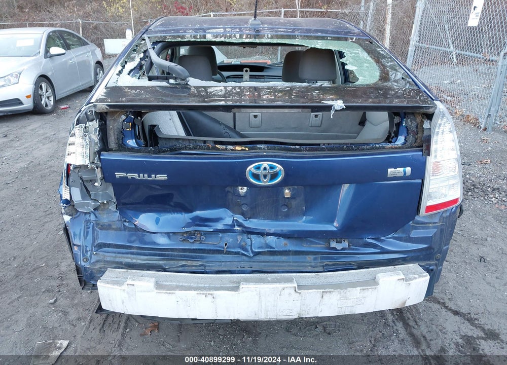 2011 TOYOTA PRIUS TWO VIN: JTDKN3DU5B5361125