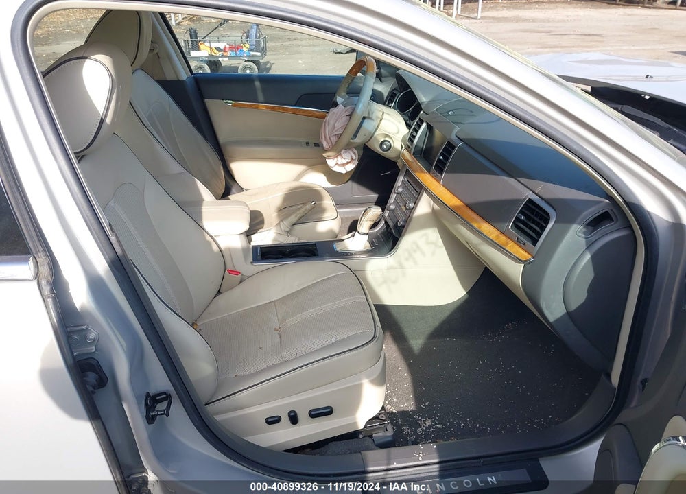 2010 LINCOLN MKZ VIN: 3LNHL2GC5AR638313
