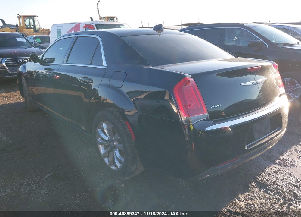2018 CHRYSLER 300 TOURING L AWD VIN: 2C3CCARG4JH257965