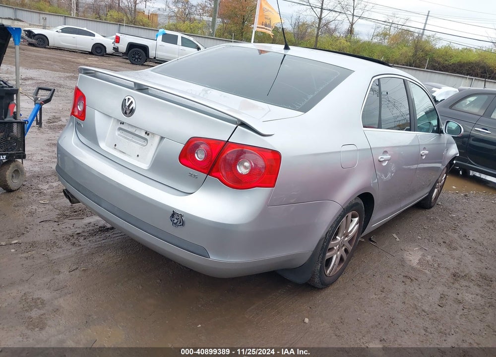 2007 VOLKSWAGEN JETTA WOLFSBURG EDITION VIN: 3VWEF71K57M080025