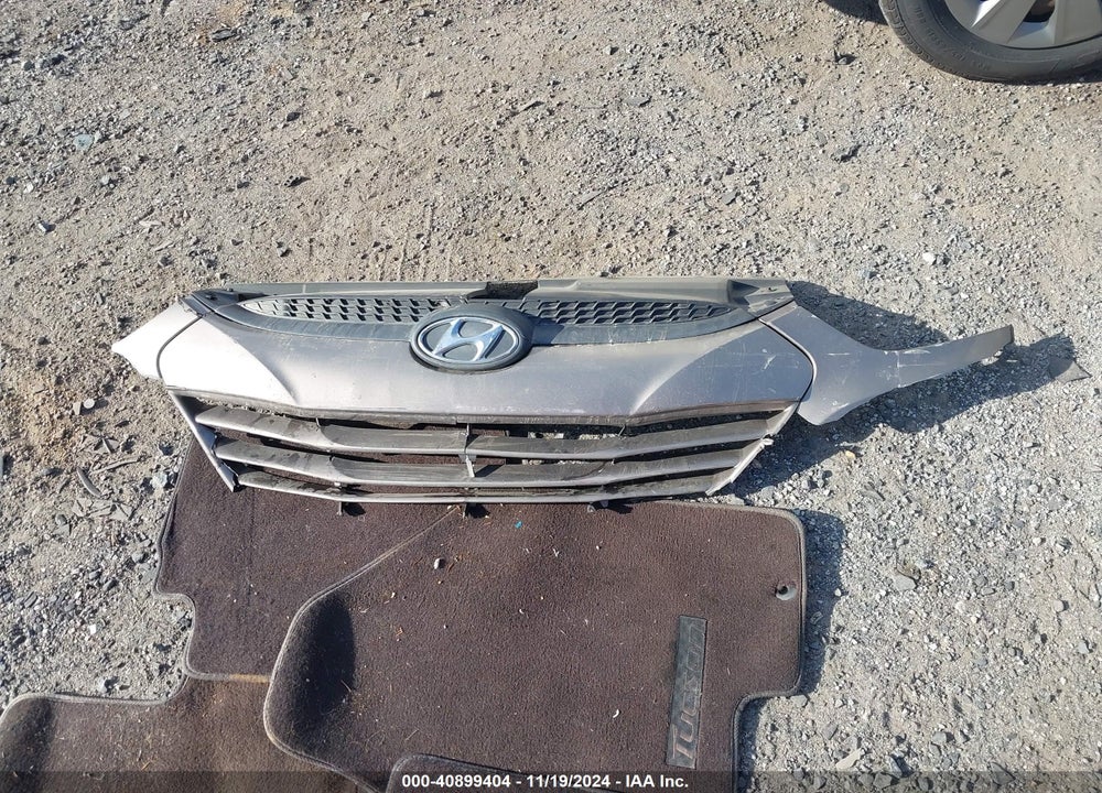 2011 HYUNDAI TUCSON GLS VIN: KM8JUCACXBU242210