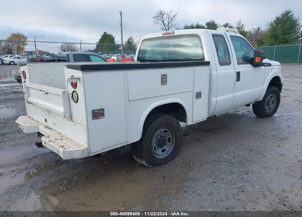 2011 FORD F-250 XL VIN: 1FT7X2B67BEC58402