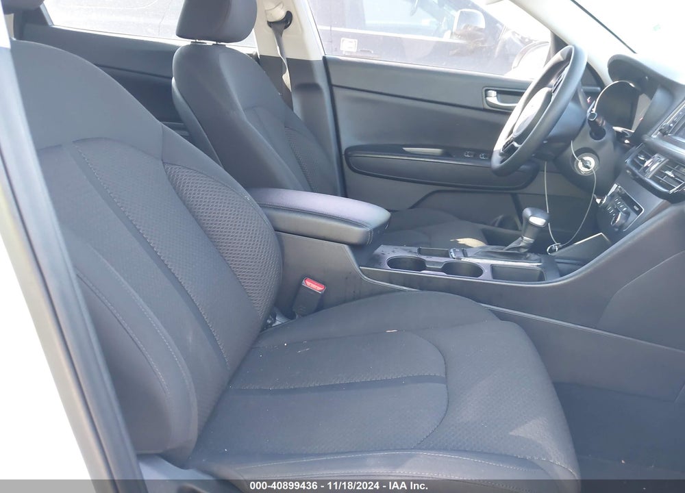 2016 KIA OPTIMA LX VIN: KNAGT4L30G5102475