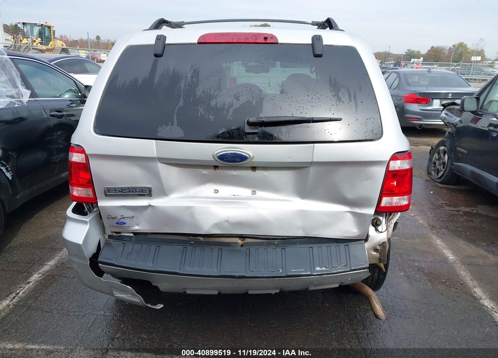 2009 FORD ESCAPE XLT VIN: 1FMCU03739KD00722