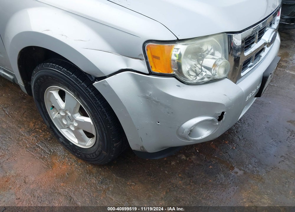 2009 FORD ESCAPE XLT VIN: 1FMCU03739KD00722