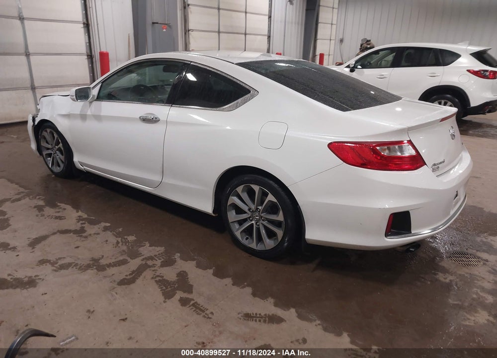 2015 HONDA ACCORD VIN: 1HGCT2B83FA005815