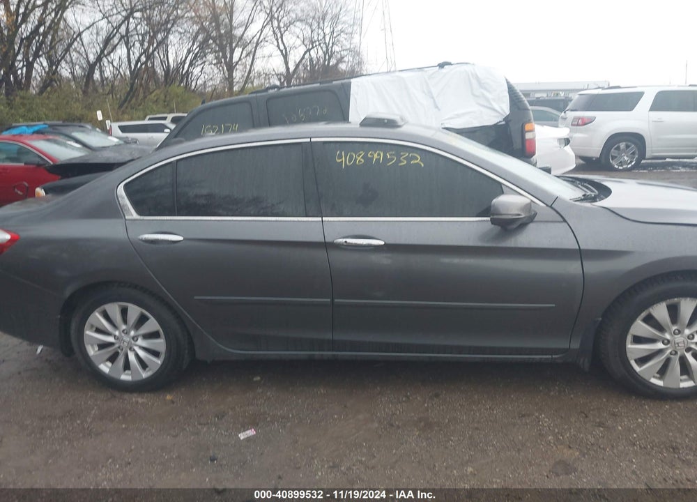 2013 HONDA ACCORD EX-L V-6 VIN: 1HGCR3F8XDA006195