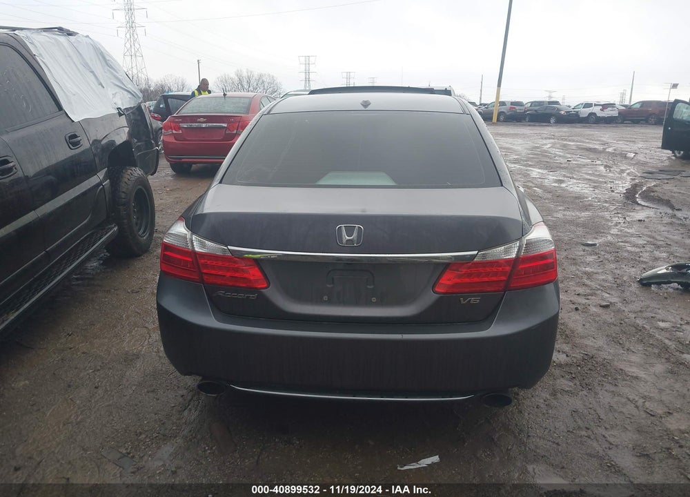 2013 HONDA ACCORD EX-L V-6 VIN: 1HGCR3F8XDA006195