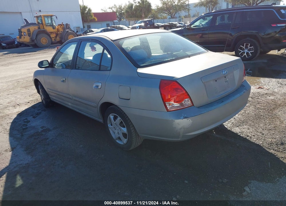 2005 HYUNDAI ELANTRA GLS/GT VIN: KMHDN46D35U139880