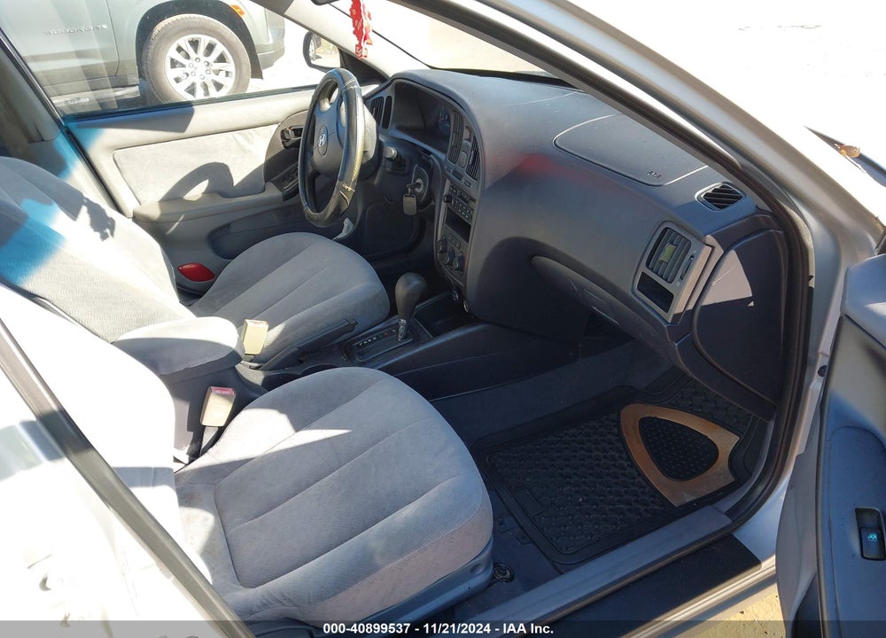 2005 HYUNDAI ELANTRA GLS/GT VIN: KMHDN46D35U139880