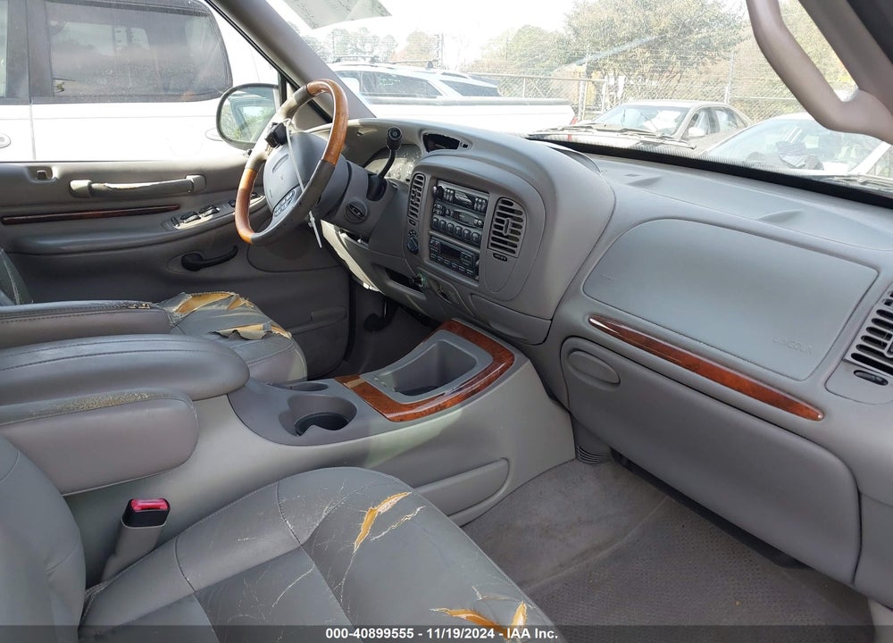 1998 LINCOLN NAVIGATOR VIN: 5LMPU28L4WLJ21403