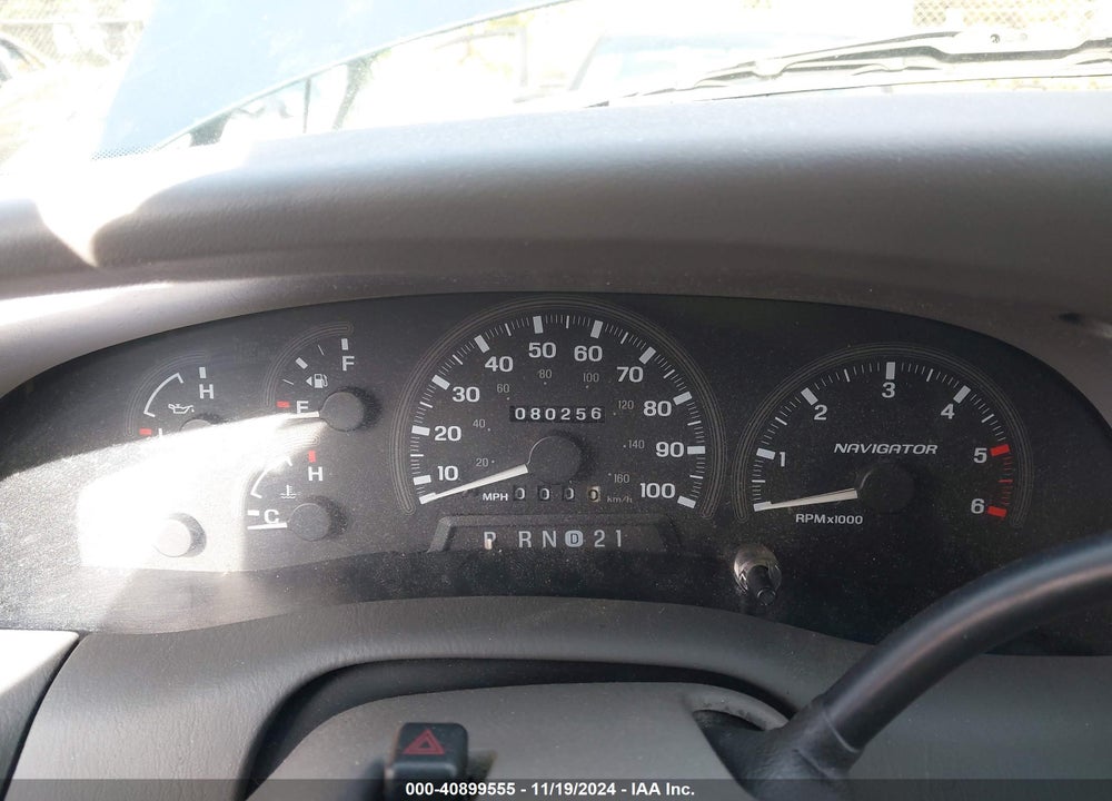 1998 LINCOLN NAVIGATOR VIN: 5LMPU28L4WLJ21403