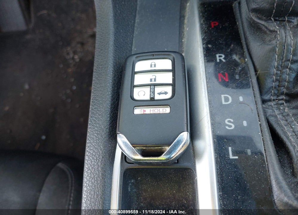 2018 HONDA CIVIC EX VIN: 2HGFC2F74JH583883