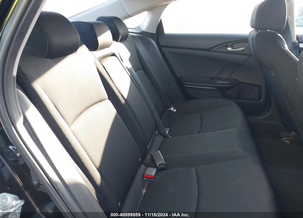 2018 HONDA CIVIC EX VIN: 2HGFC2F74JH583883
