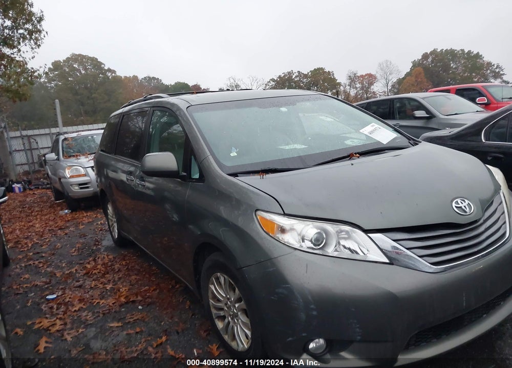 2011 TOYOTA SIENNA XLE LIMITED VIN: 5TDYK3DC3BS011674