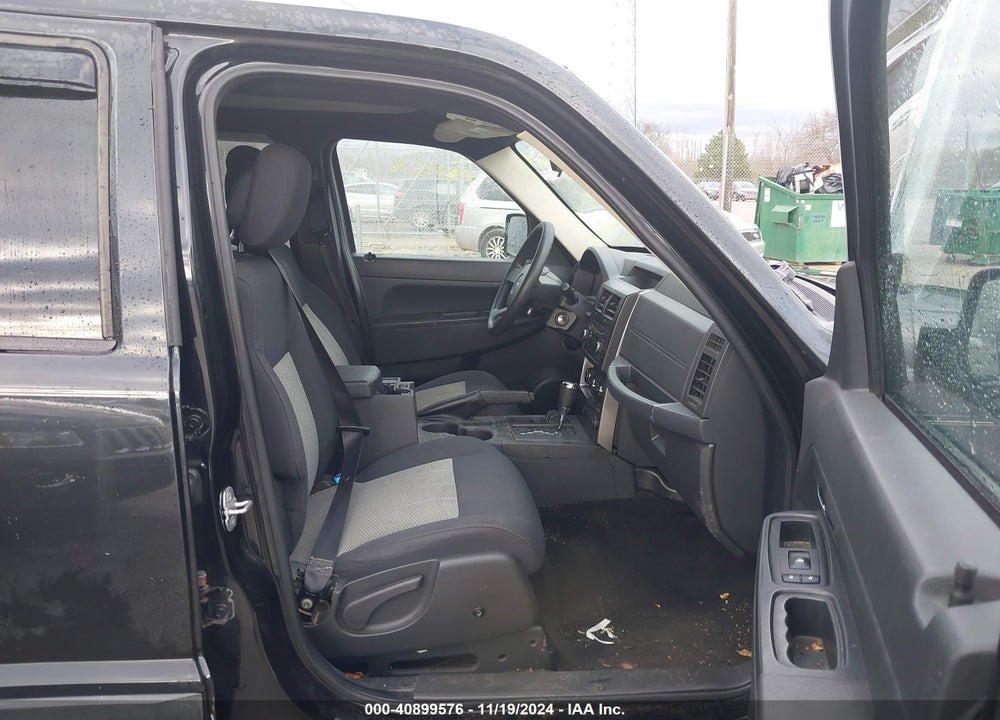 2010 JEEP LIBERTY SPORT VIN: 1J4PN2GK4AW136417