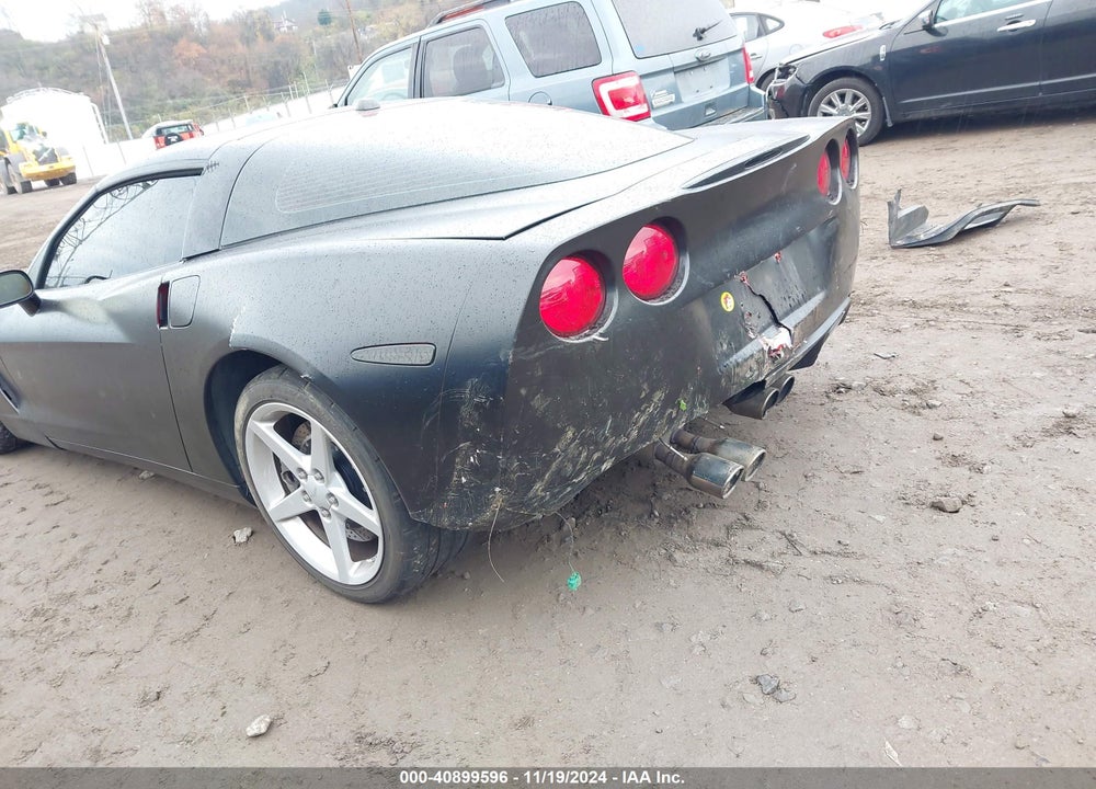 2005 CHEVROLET CORVETTE VIN: 1G1YY24UX55124848
