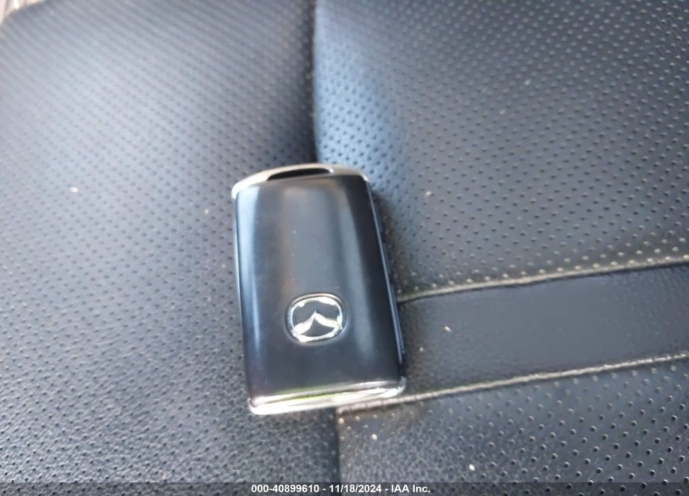 2024 MAZDA CX-90 3.3 TURBO PREMIUM VIN: JM3KKDHD0R1110191
