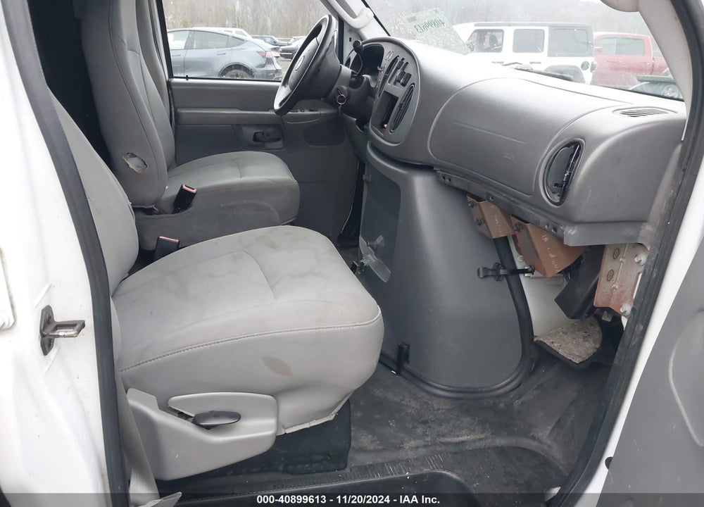 2008 FORD E-350 SUPER DUTY COMMERCIAL VIN: 1FTSE34P48DA38239