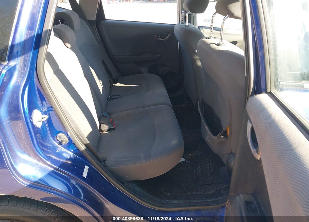 2010 HONDA FIT VIN: JHMGE8H20AS017907
