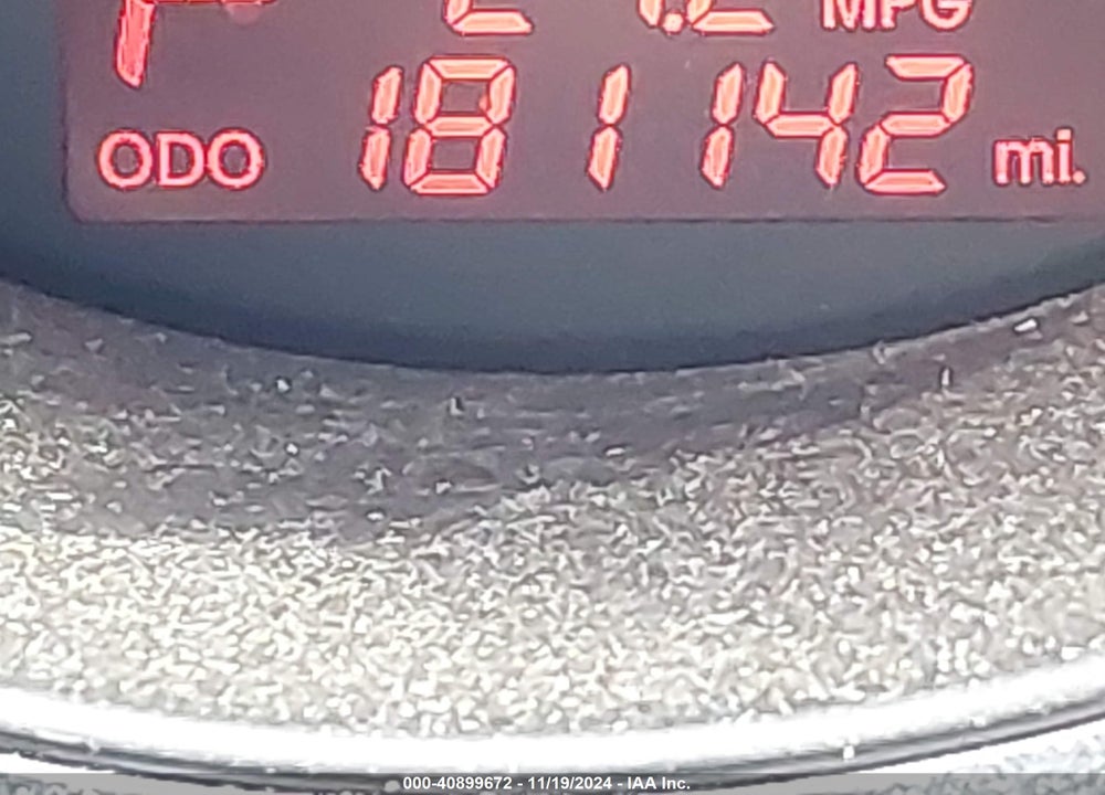 2012 KIA SORENTO LX VIN: 5XYKT3A11CG202580