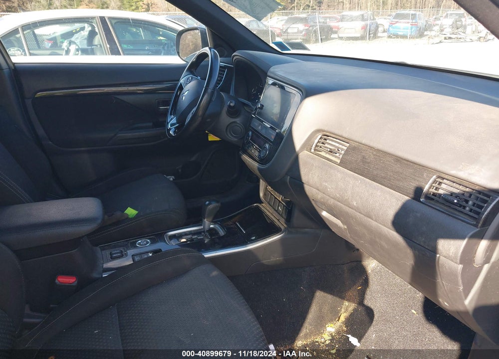 2018 MITSUBISHI OUTLANDER LE VIN: JA4AZ3A34JZ026662