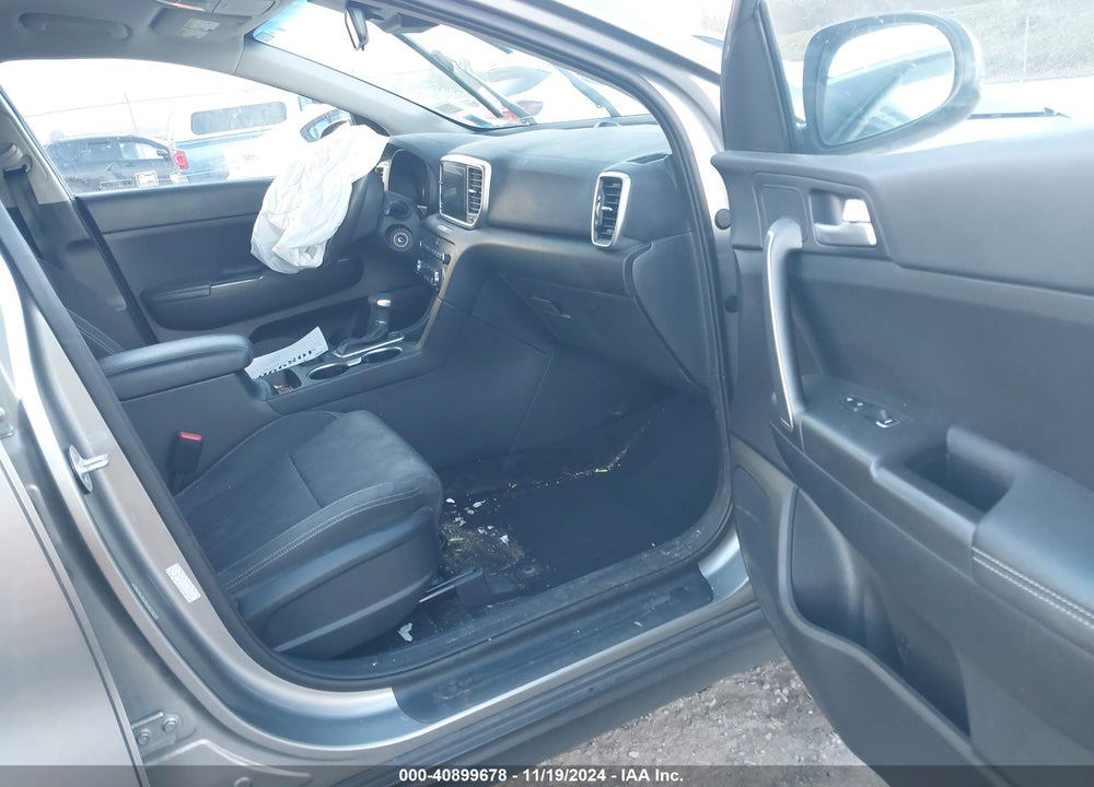 2020 KIA SPORTAGE LX VIN: KNDPM3AC6L7802626
