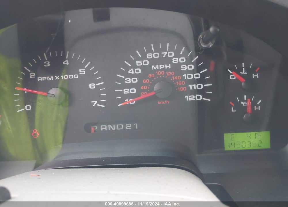 2004 FORD F-150 XLT VIN: 1FTRW14W24KC18266