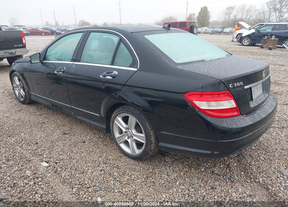 2011 MERCEDES-BENZ C 300 LUXURY 4MATIC/SPORT 4MATIC VIN: WDDGF8BB7BR183010