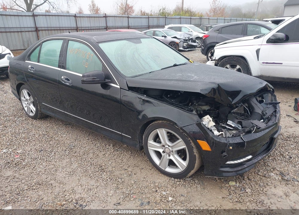 2011 MERCEDES-BENZ C 300 LUXURY 4MATIC/SPORT 4MATIC VIN: WDDGF8BB7BR183010